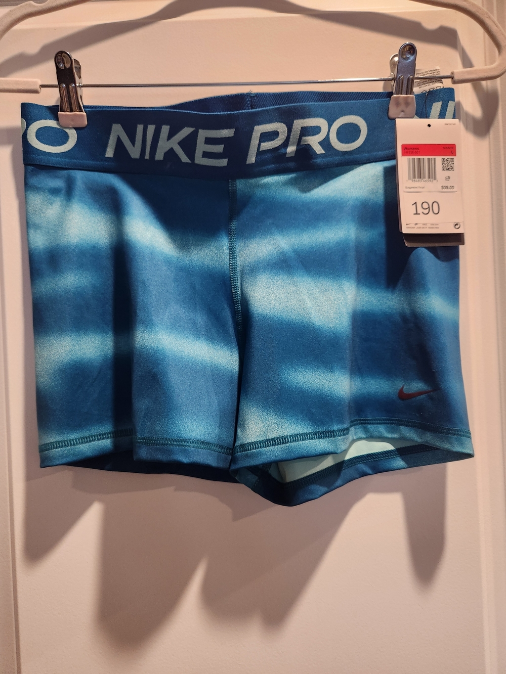 Nike Pro Women's Blue Gradient Athletic Shorts